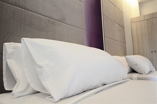 Calypzo 2 Ratchada 20 Hotel Bangkok Ngoại thất bức ảnh