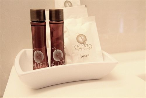 Calypzo 2 Ratchada 20 Hotel Bangkok Ngoại thất bức ảnh